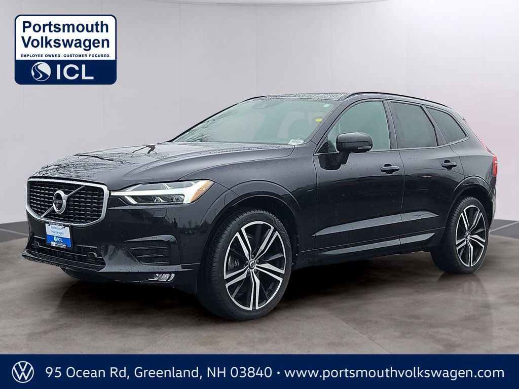 2020 Volvo XC60 T6 R-Design AWD's photo