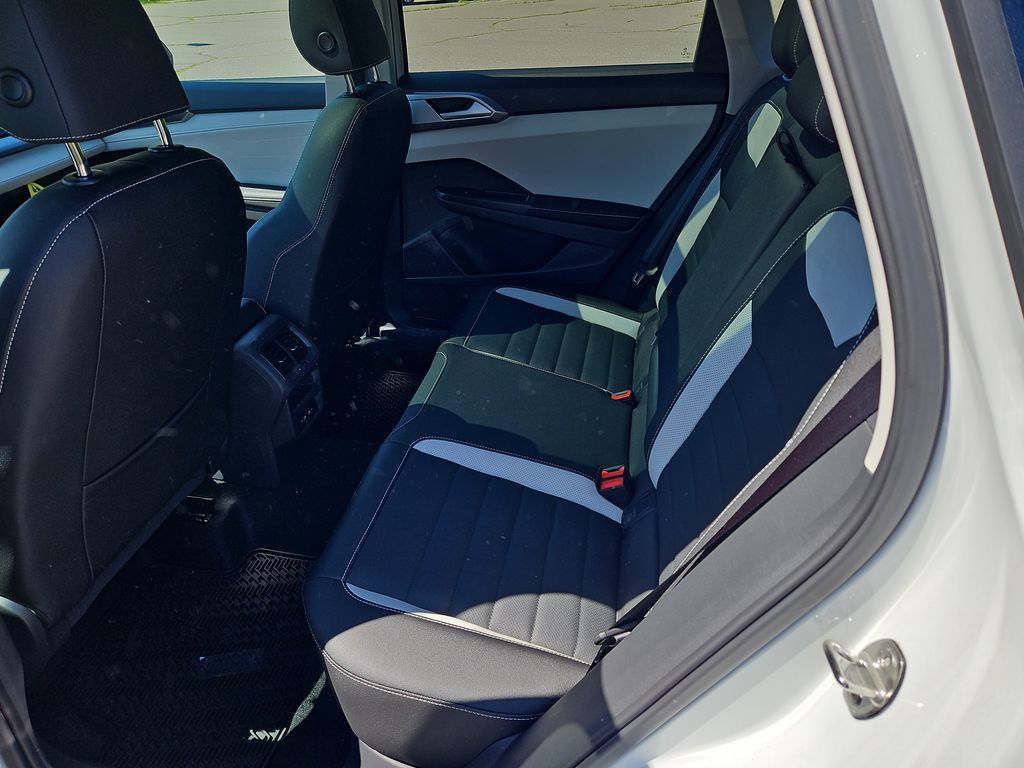 2026 Volkswagen Taos SEL - Photo 22