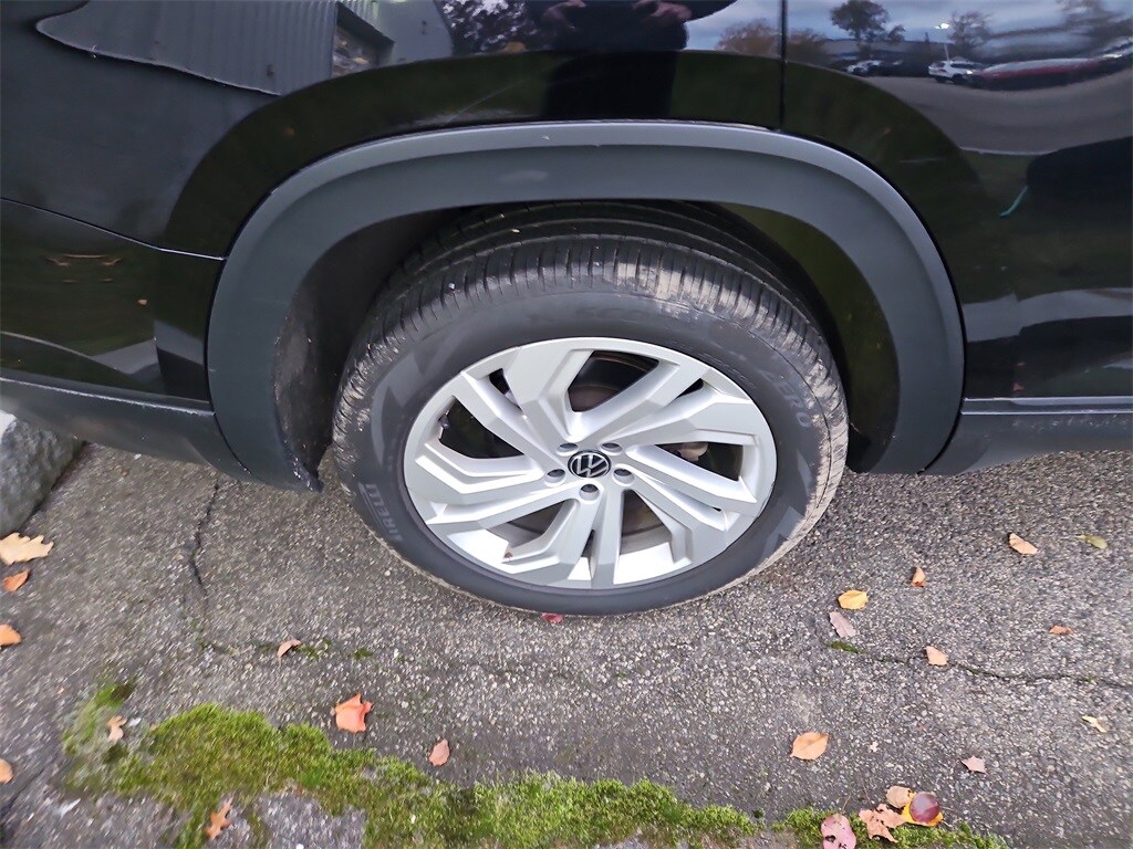 2023 Volkswagen Atlas V6 SE Technology photo 3