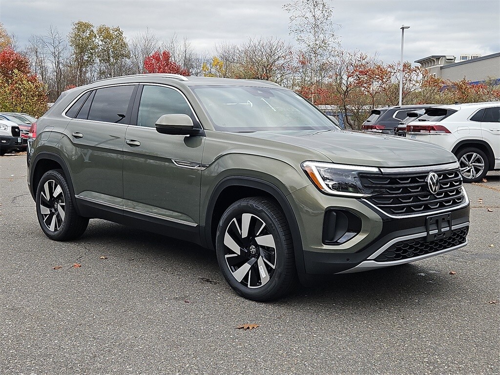 2026 Volkswagen Atlas Cross Sport SEL photo 2