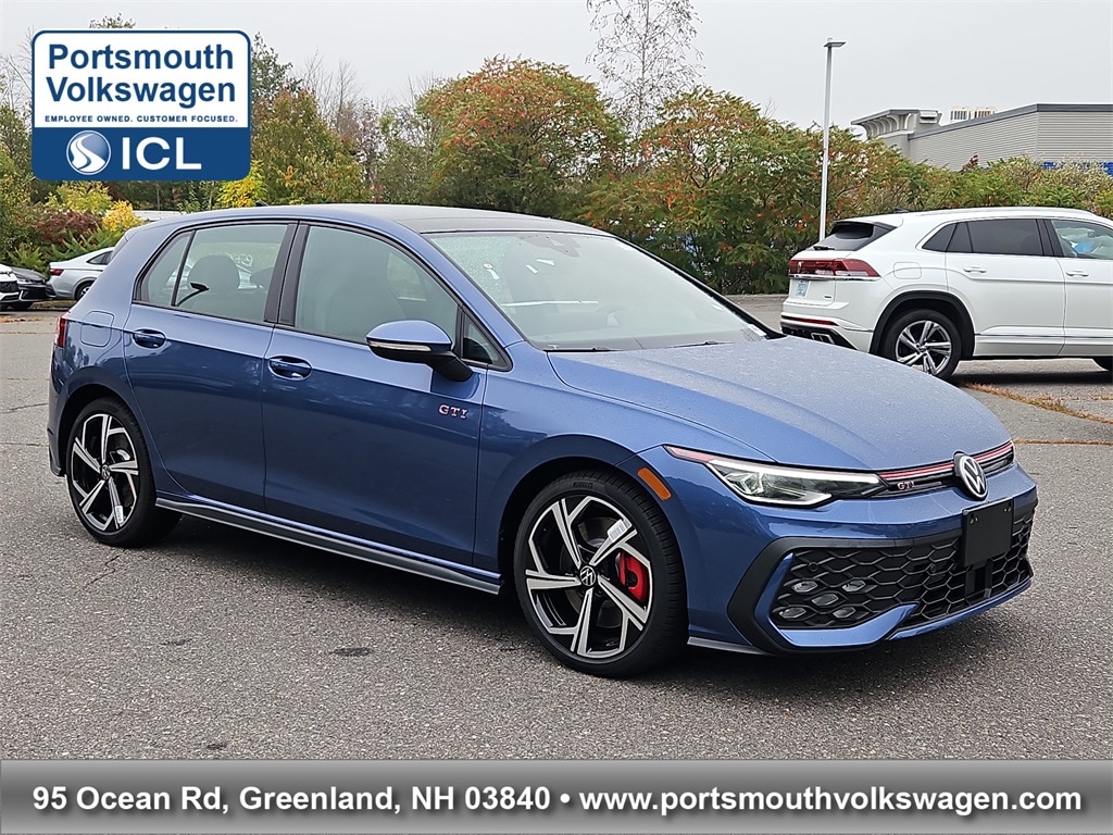 2025 Volkswagen Golf GTI Hatchback  2025 Volkswagen Golf GTI Hatchback