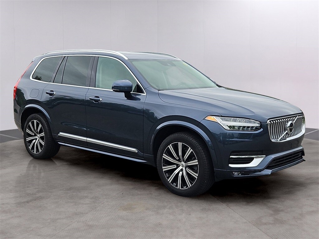 2022 Volvo XC90 T6 Inscription photo 3