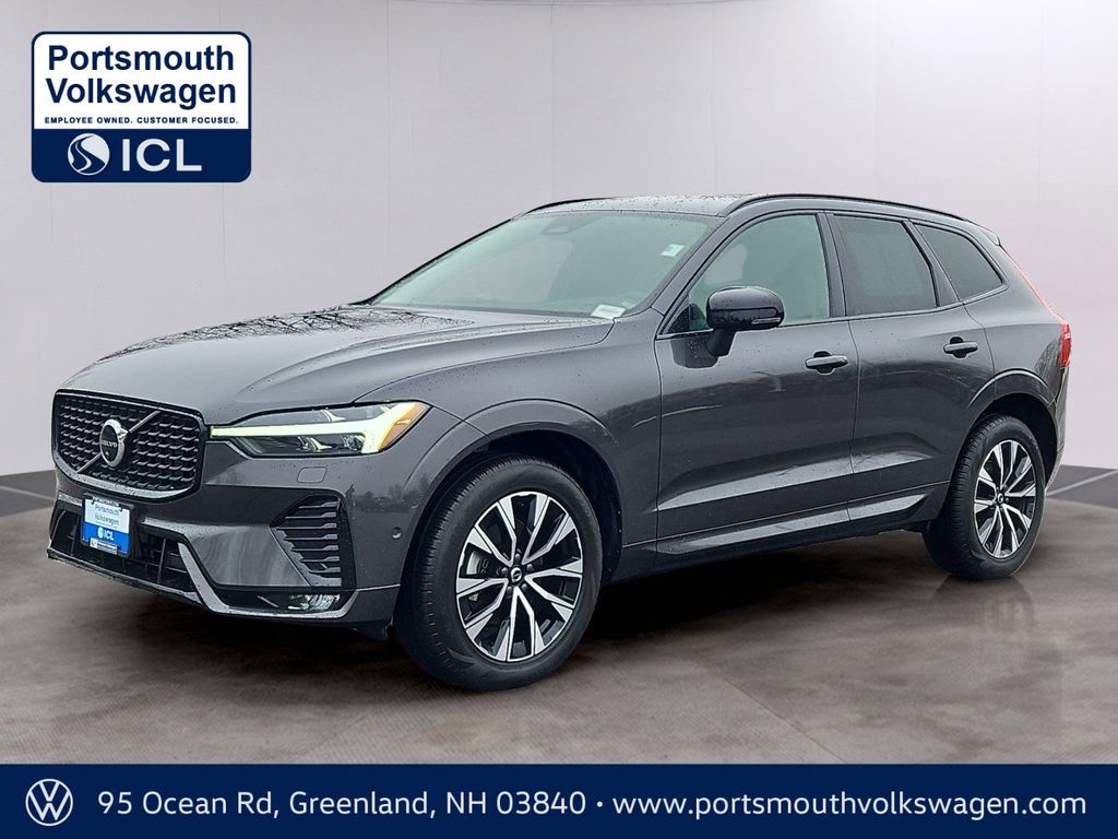 2023 Volvo XC60 B5 Plus Dark Theme AWD's photo