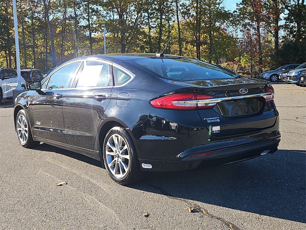 2017 Ford Fusion Energi SE photo 3