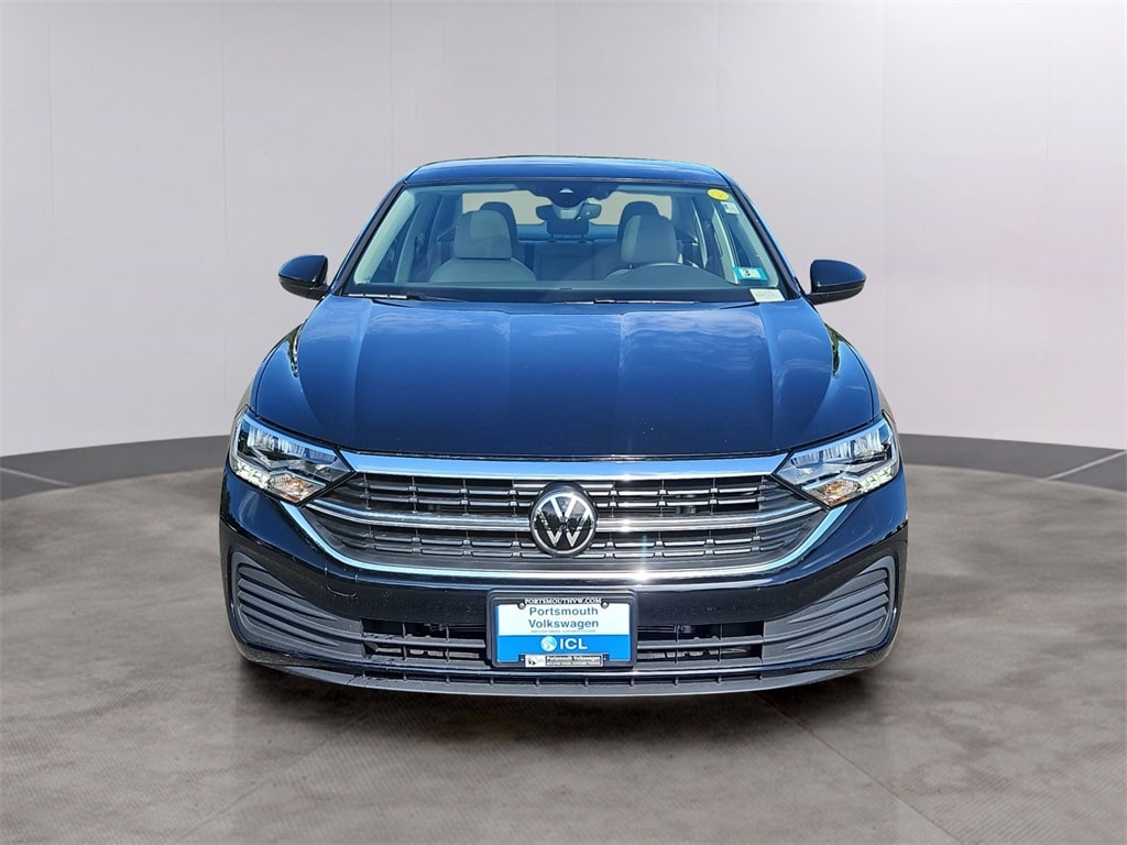 3VW7M7BU9RM043724