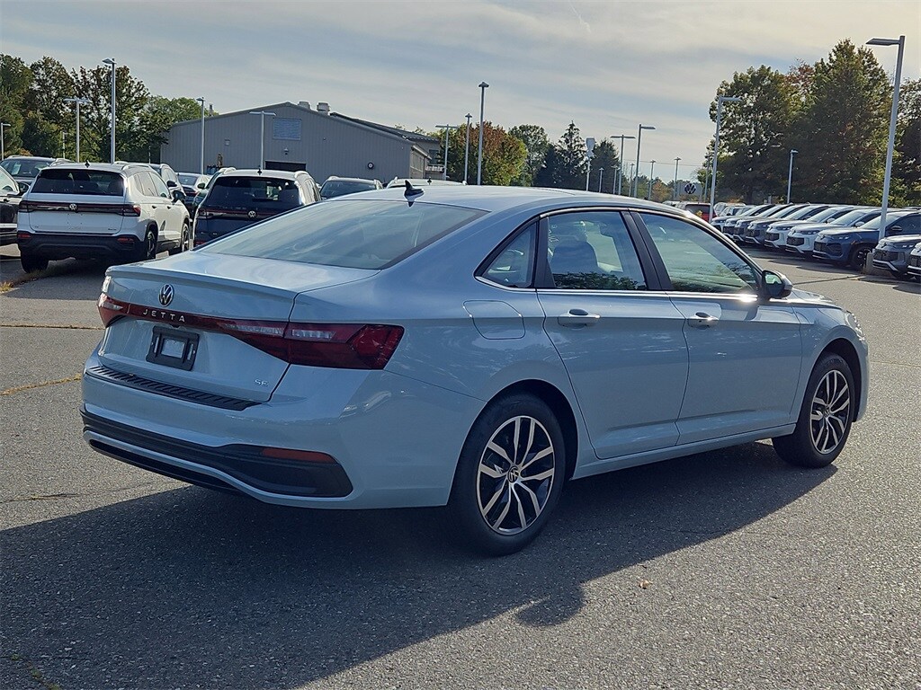 New 2026 Volkswagen Jetta 1.5T SE Sedan