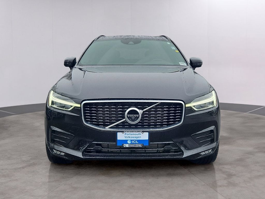 YV4A22RM9L1500380