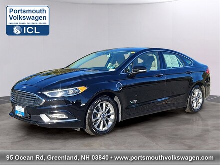 2017 Ford Fusion Energi SE Luxury Sedan