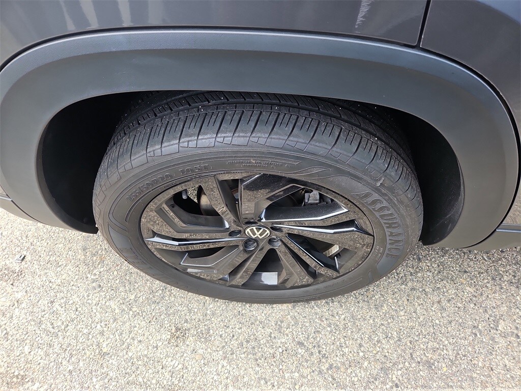 2022 Volkswagen Atlas V6 SE Technology photo 3