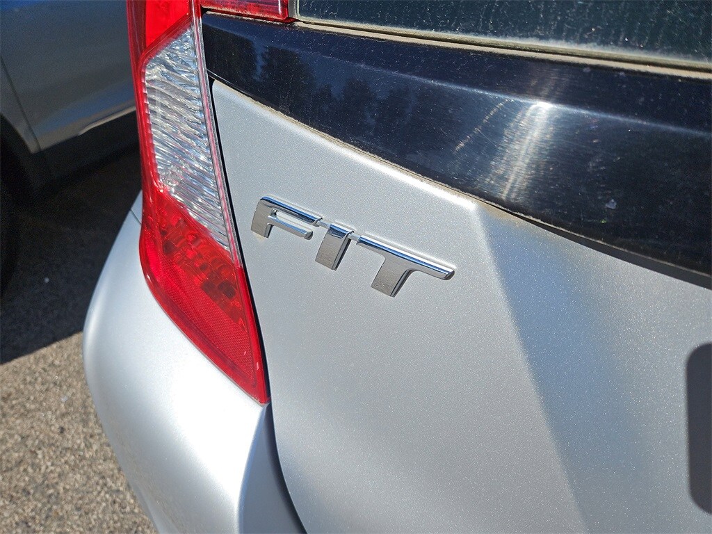2016 Honda Fit LX photo 4