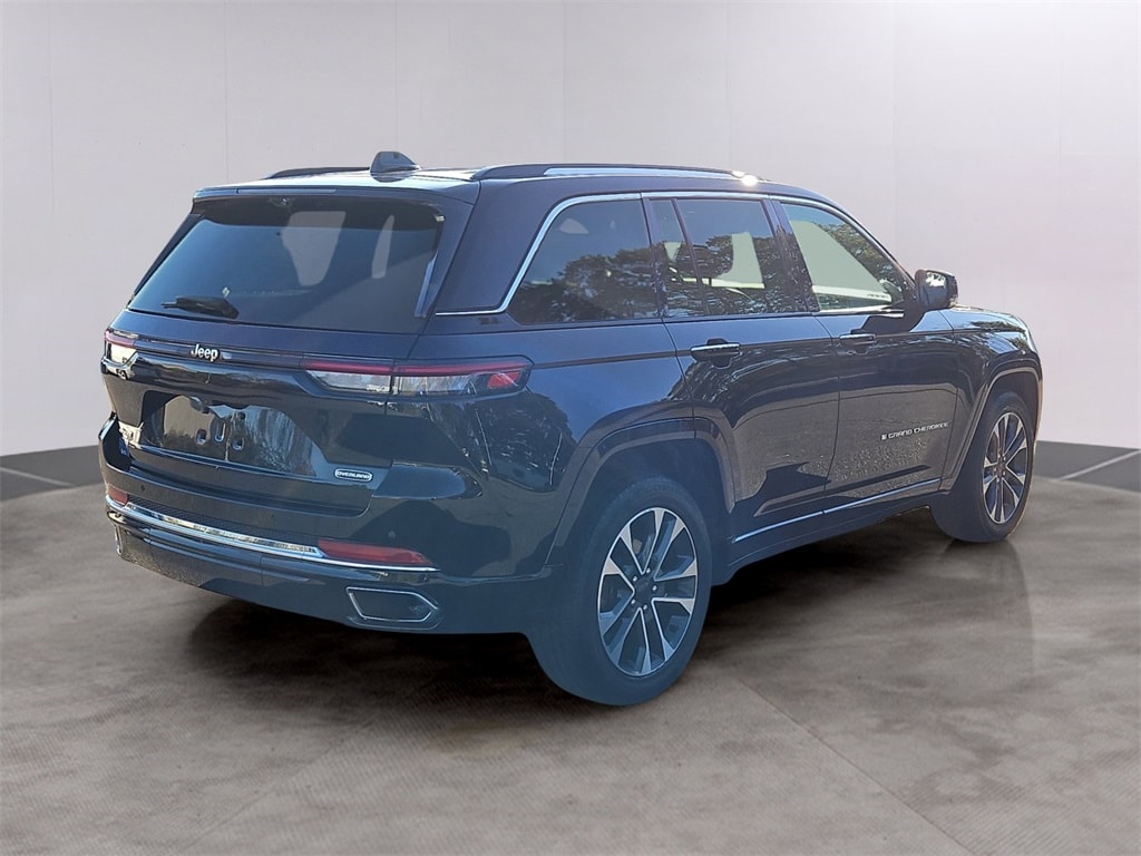 Used 2022 Jeep Grand Cherokee Overland SUV