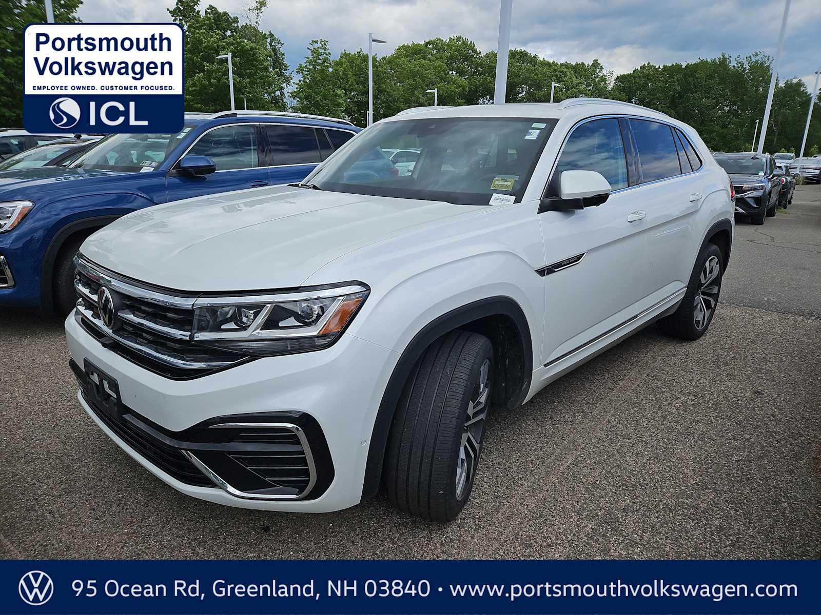 2023 Volkswagen Atlas Cross Sport 3.6L V6 SEL Premium R-Line 4MOTION's photo