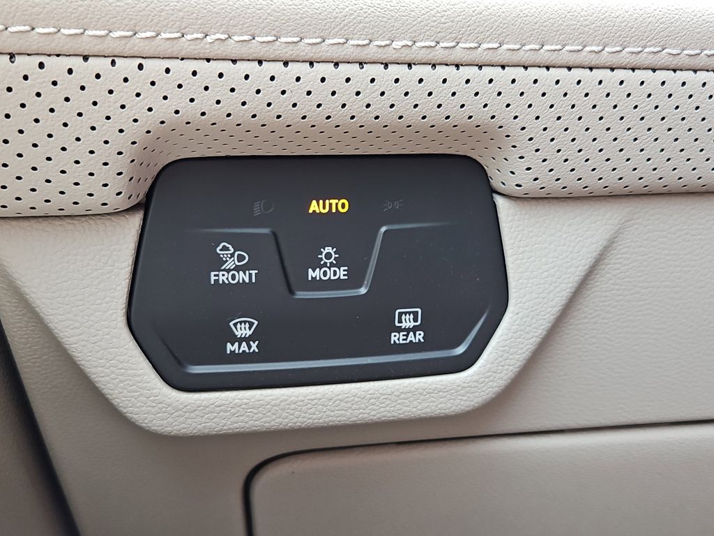 2026 Volkswagen Atlas SE - Photo 9