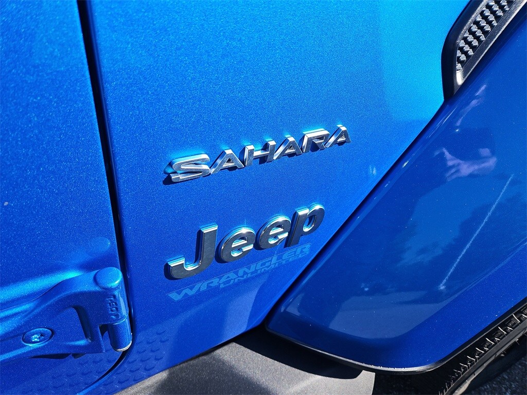 2022 Jeep Wrangler Unlimited 4xe Sahara photo 3