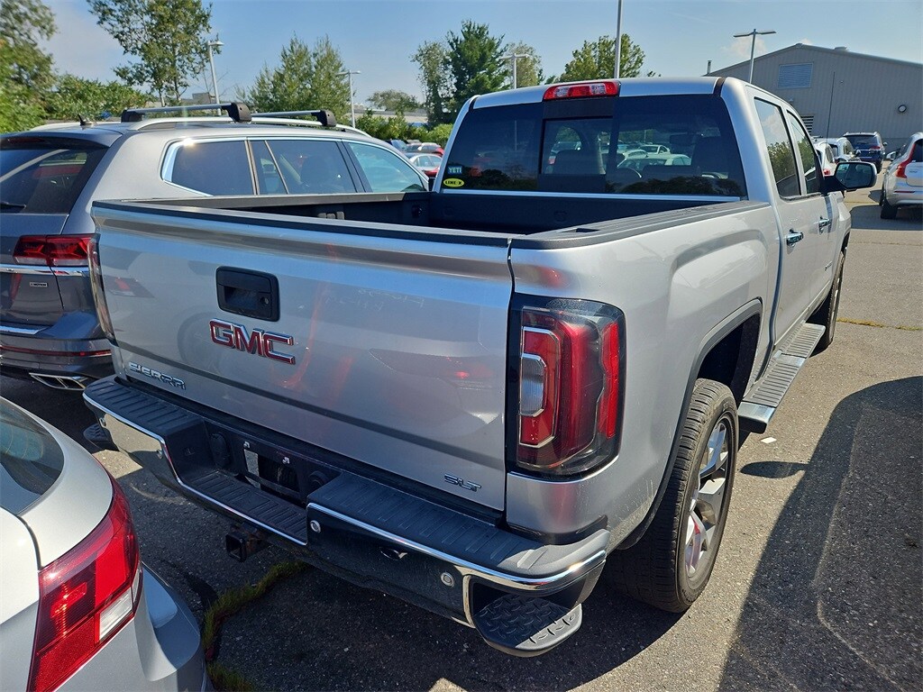 2018 Gmc Sierra 1500 SLT photo 2
