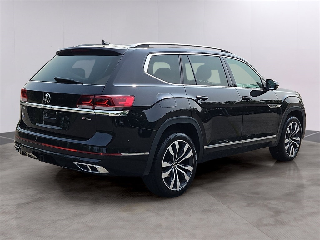 Certified 2022 Volkswagen Atlas 3.6L V6 SEL Premium R-Line SUV
