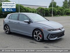 2025 Volkswagen Golf GTI 2.0T SE Hatchback