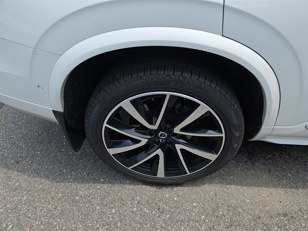 2023 Volvo XC90 B5 AWD Plus photo 3