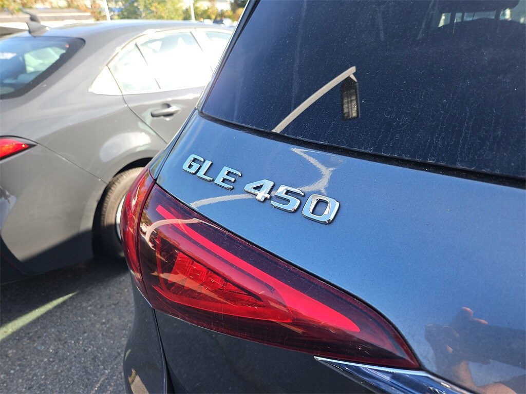 2020 Mercedes Benz GLE 450 4MATIC photo 2