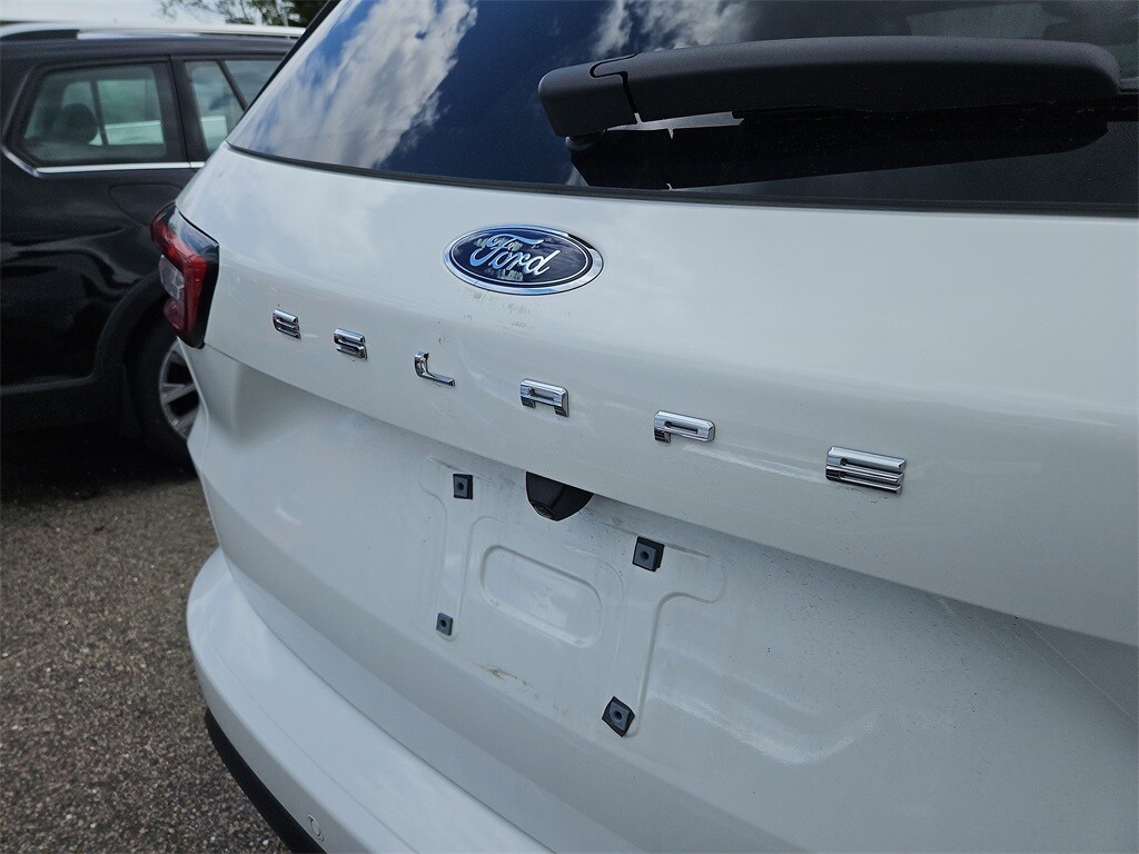 2023 Ford Escape ST-Line Elite photo 4