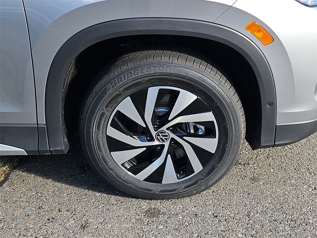 New 2025 Volkswagen Tiguan 2.0T S SUV