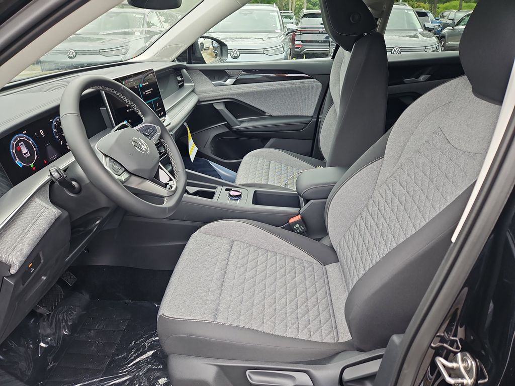 2025 Volkswagen Tiguan S - Photo 16
