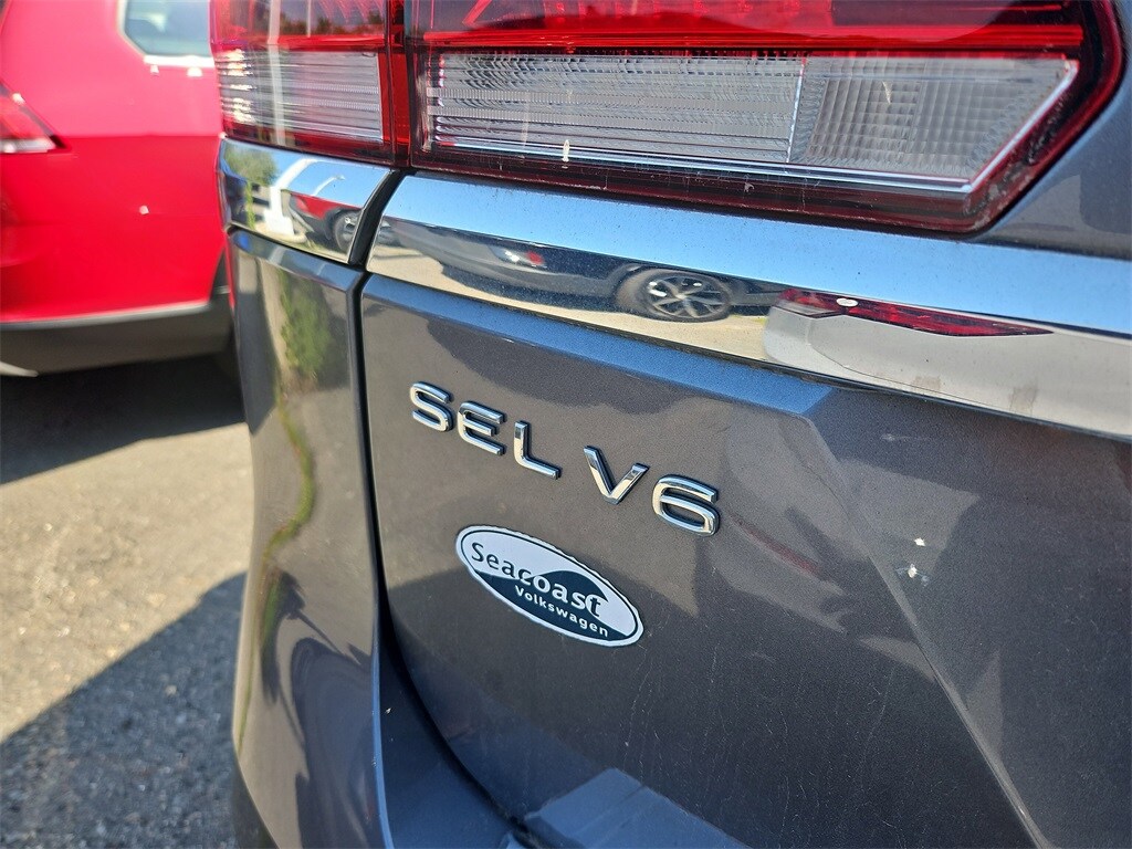 2022 Volkswagen Atlas V6 SEL Premium R-Line photo 3