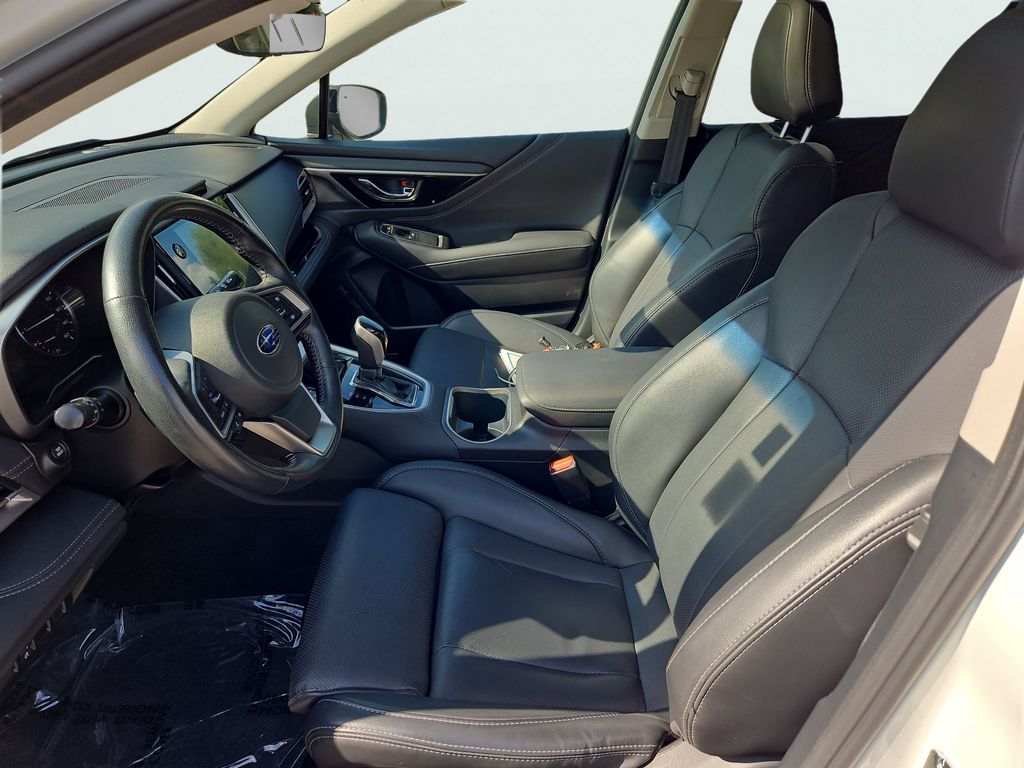 2022 Subaru Outback Limited - Photo 28
