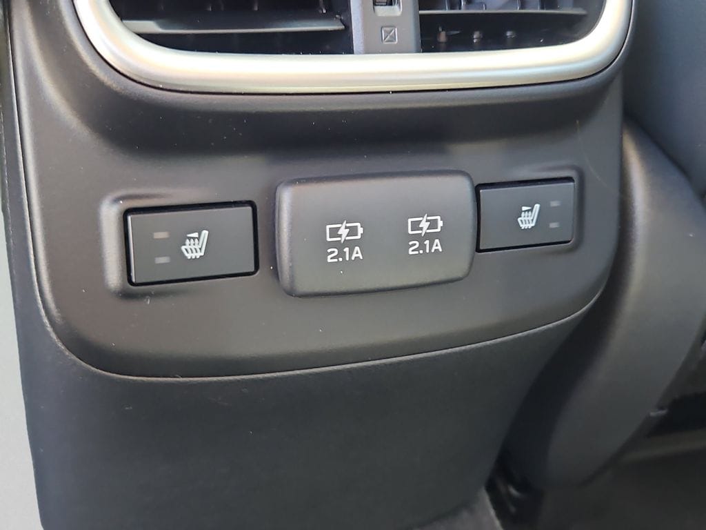 2022 Subaru Outback Limited - Photo 18