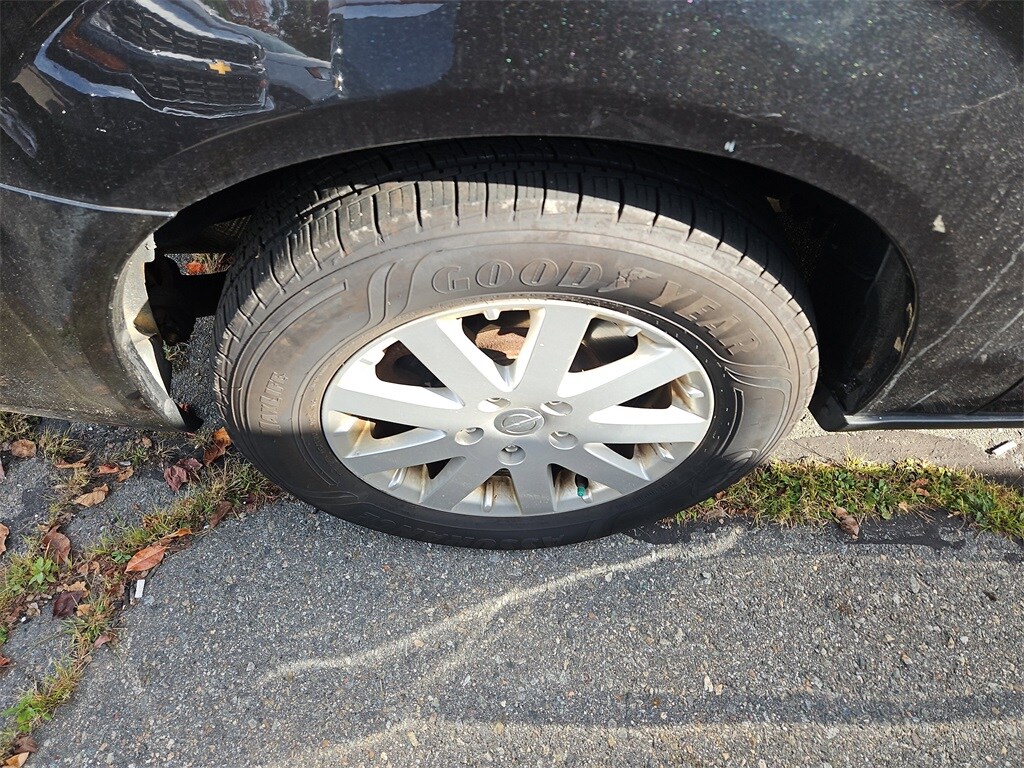 2014 Chrysler Town & Country Touring photo 3
