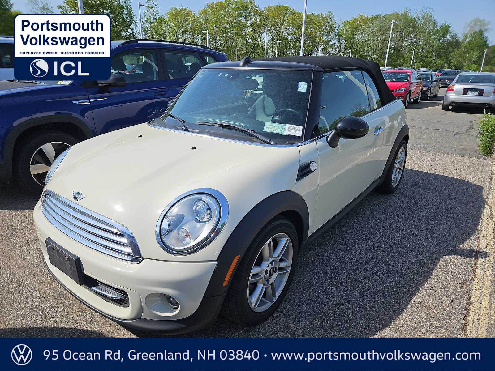 2015 MINI Cooper -'s photo
