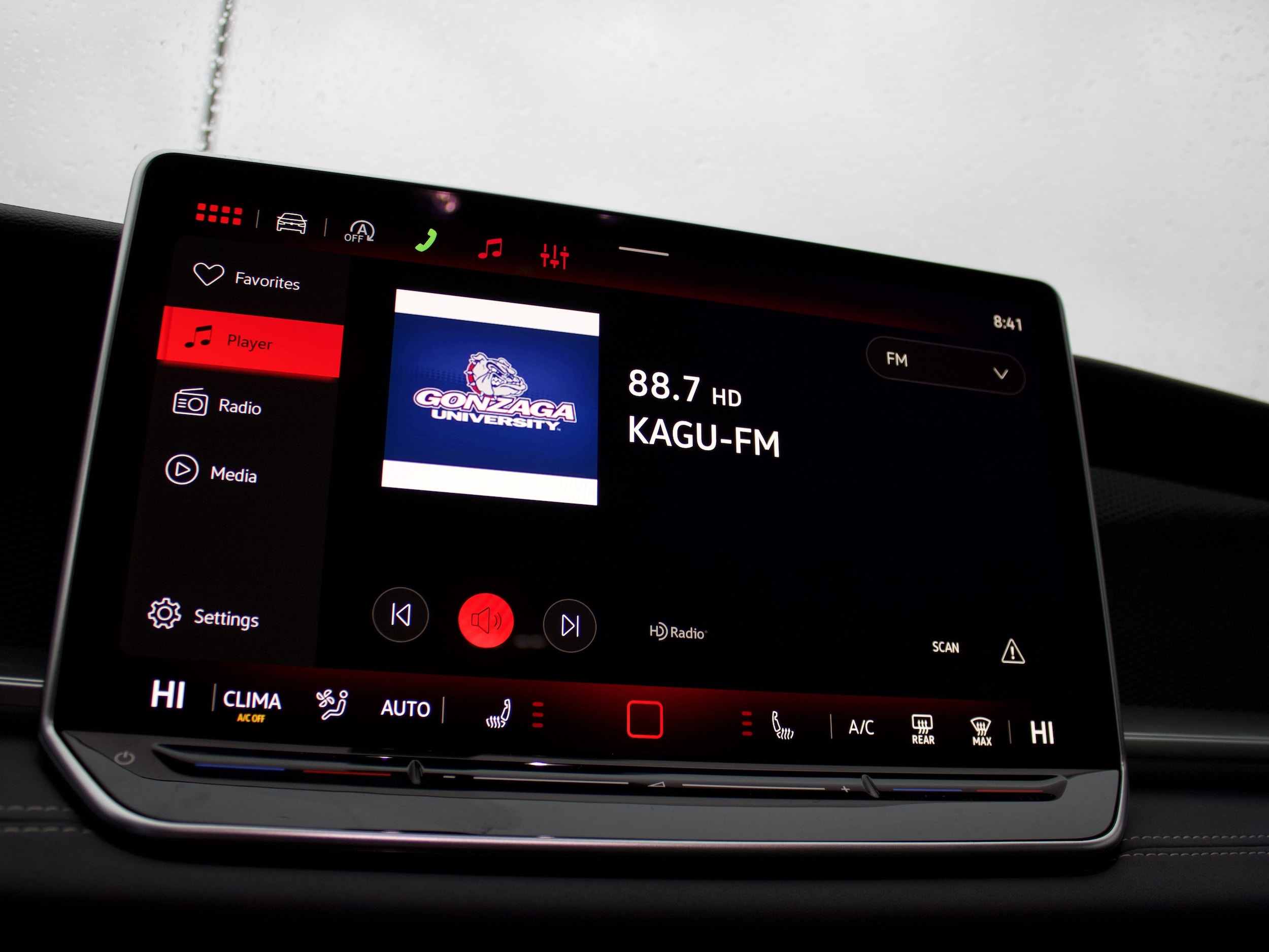 2026 Volkswagen Tiguan SE - Photo 21