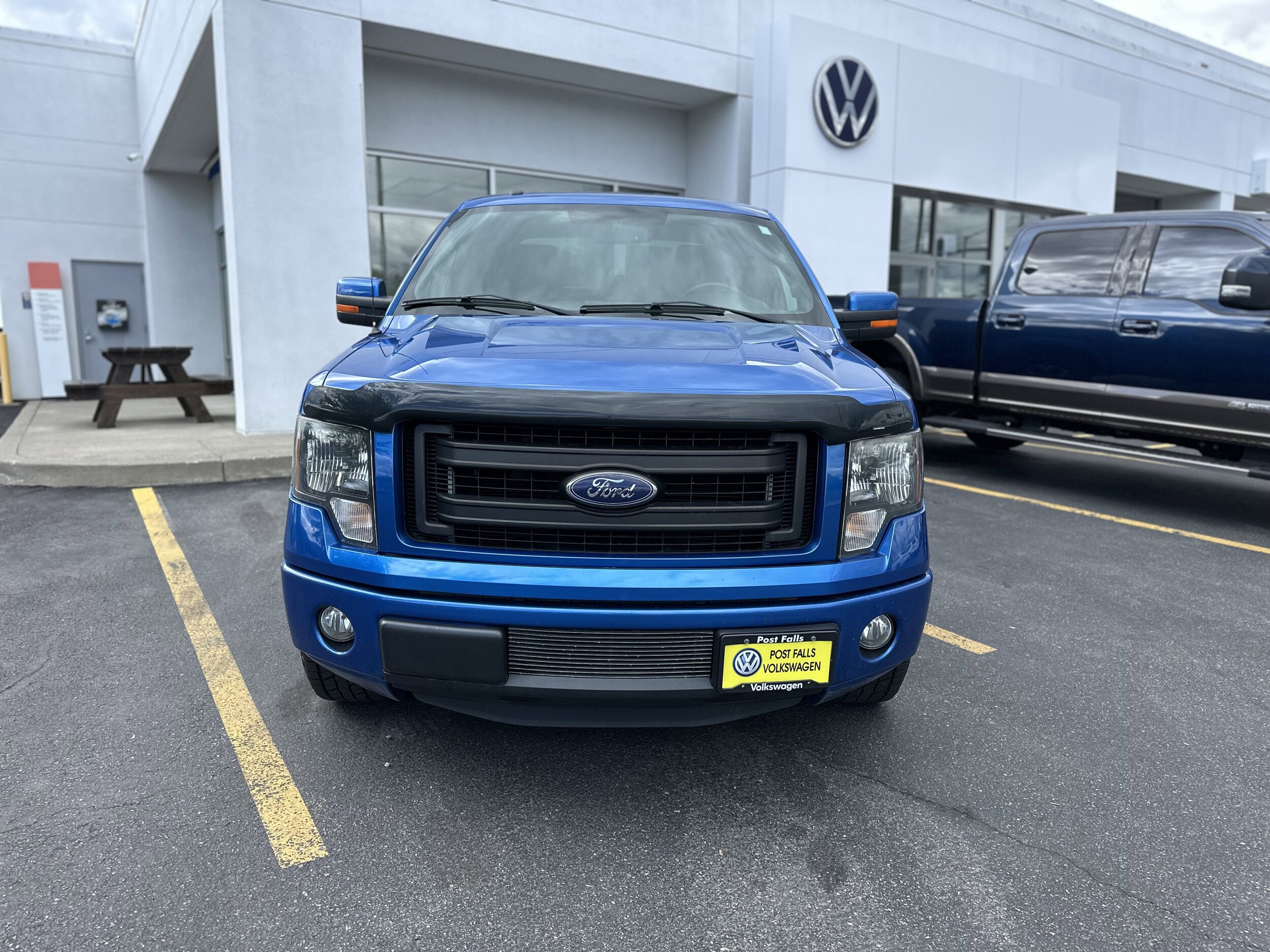 2013 Ford F-150 photo 2