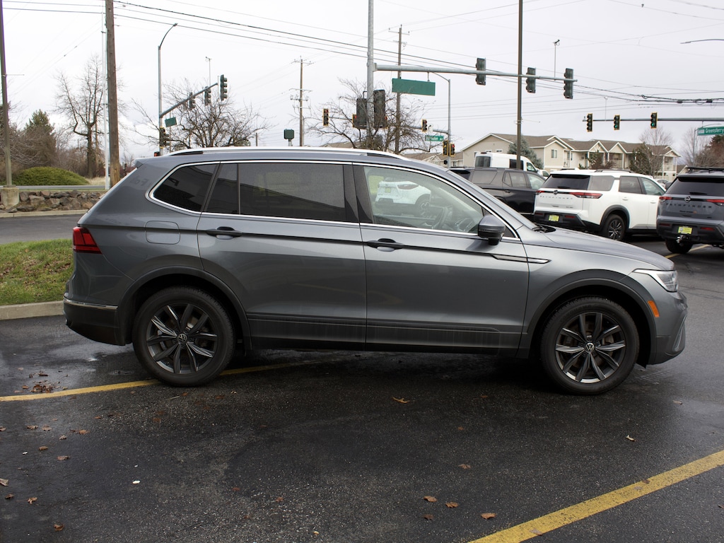 Used 2022 Volkswagen Tiguan 2.0T SE SUV