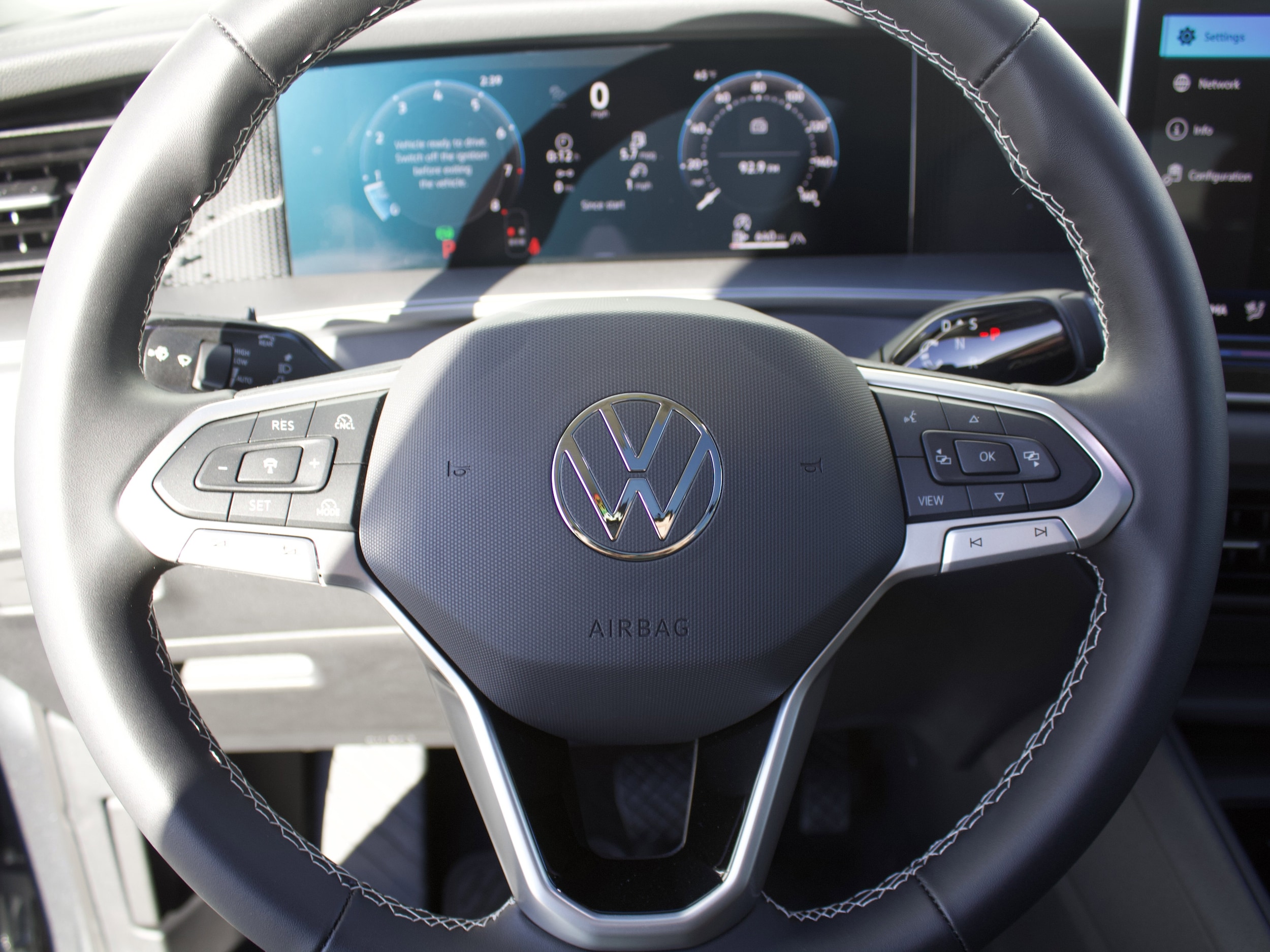 2026 Volkswagen Tiguan SE - Photo 16