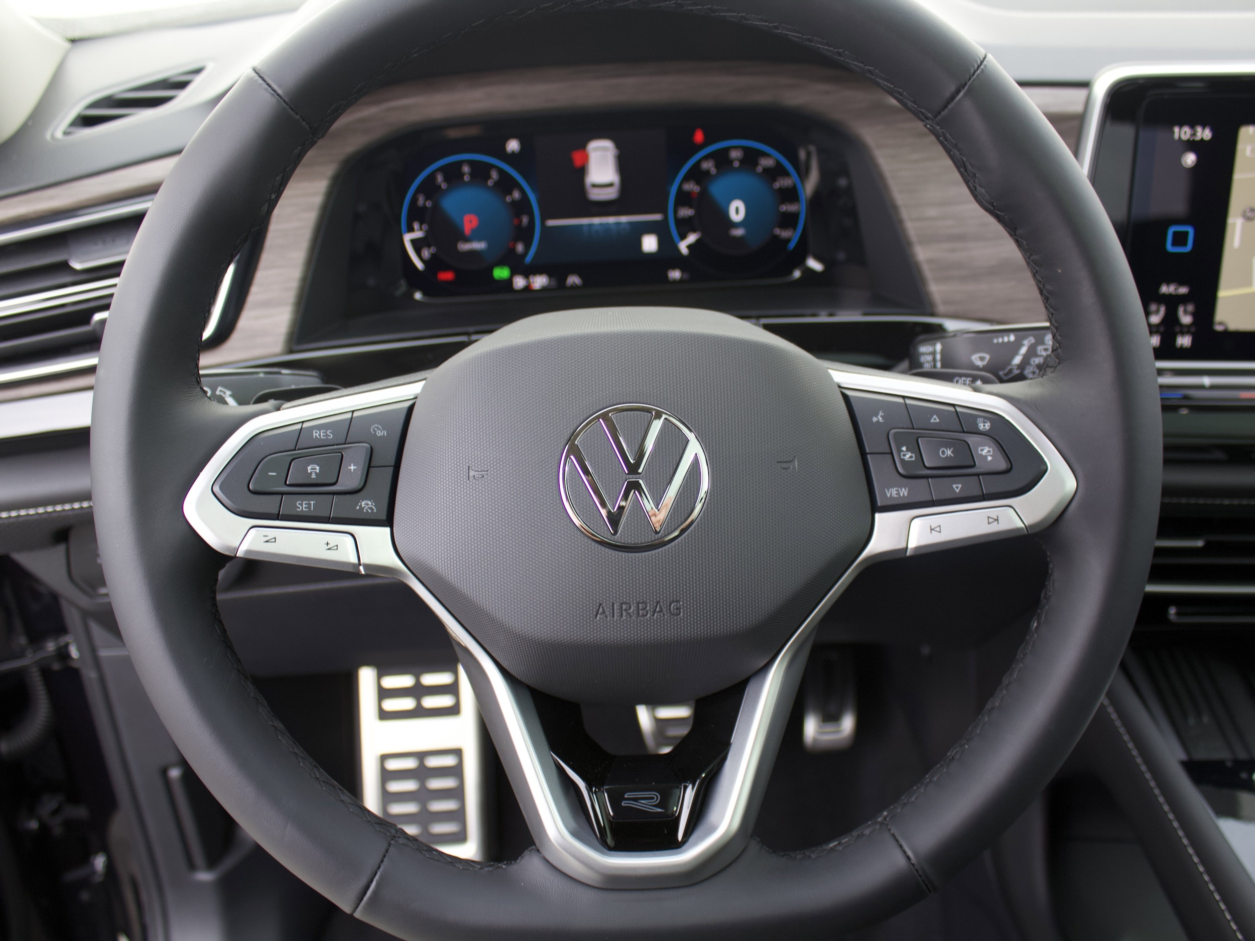2026 Volkswagen Atlas SEL Premium R-Line - Photo 16
