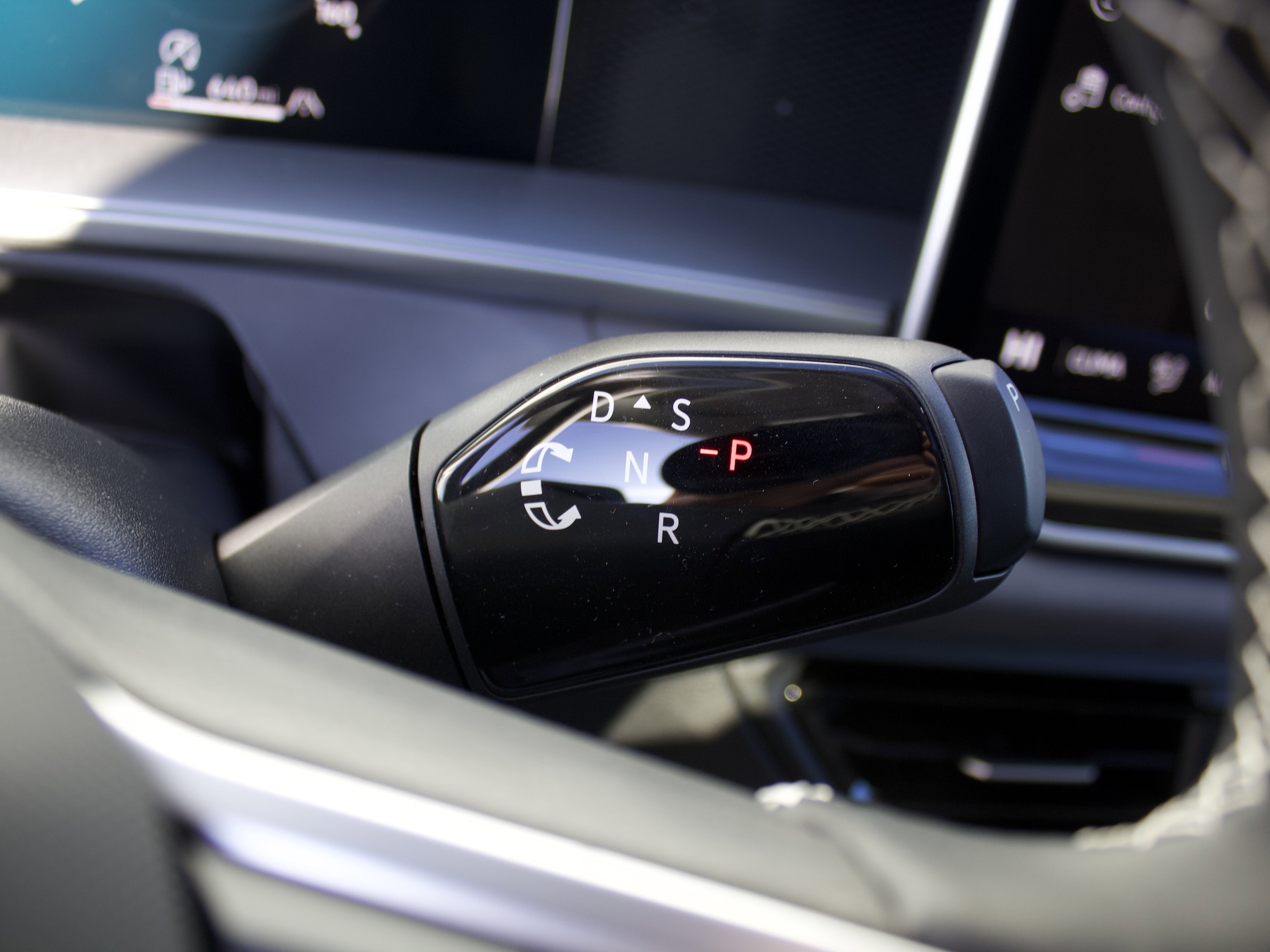 2026 Volkswagen Tiguan SE - Photo 20