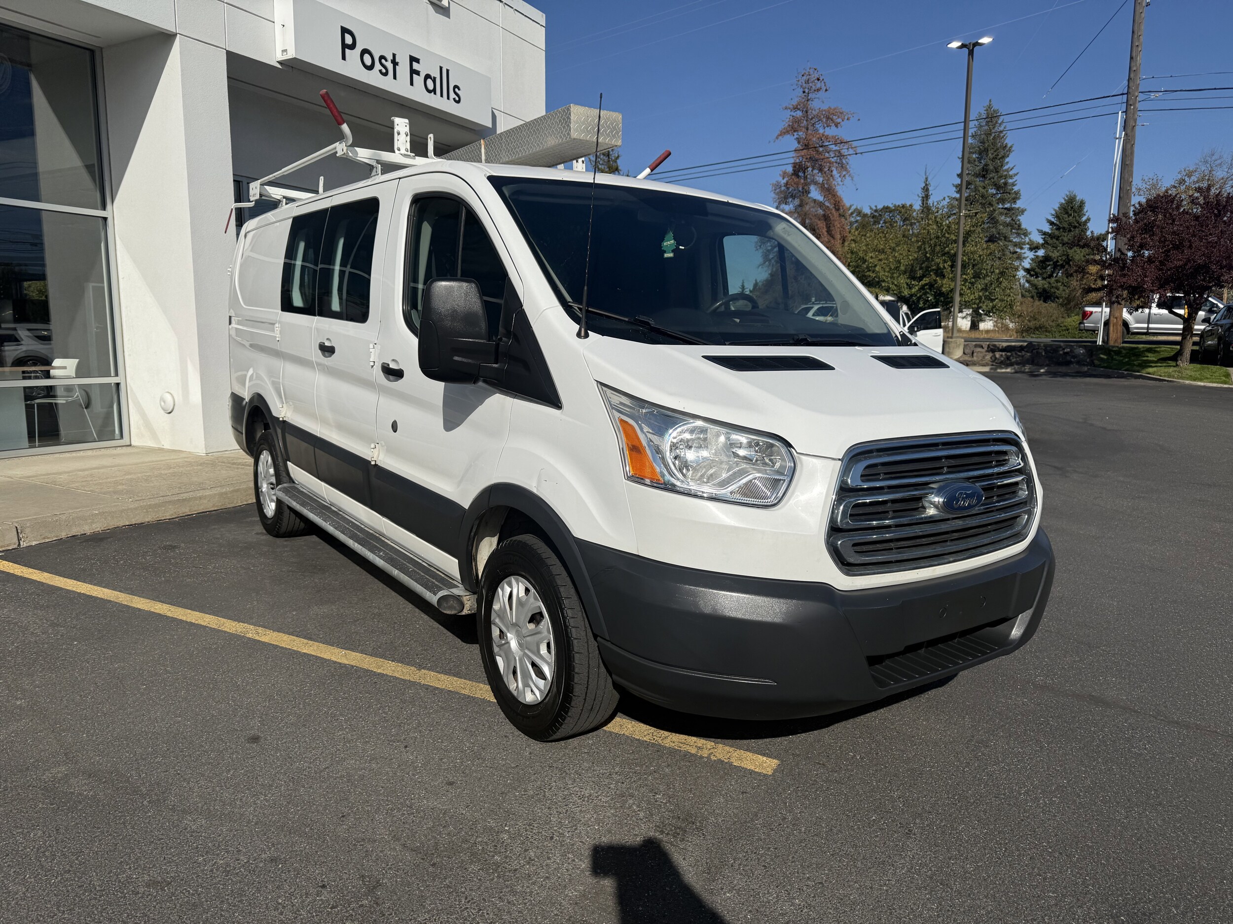 2018 Ford Transit photo 3