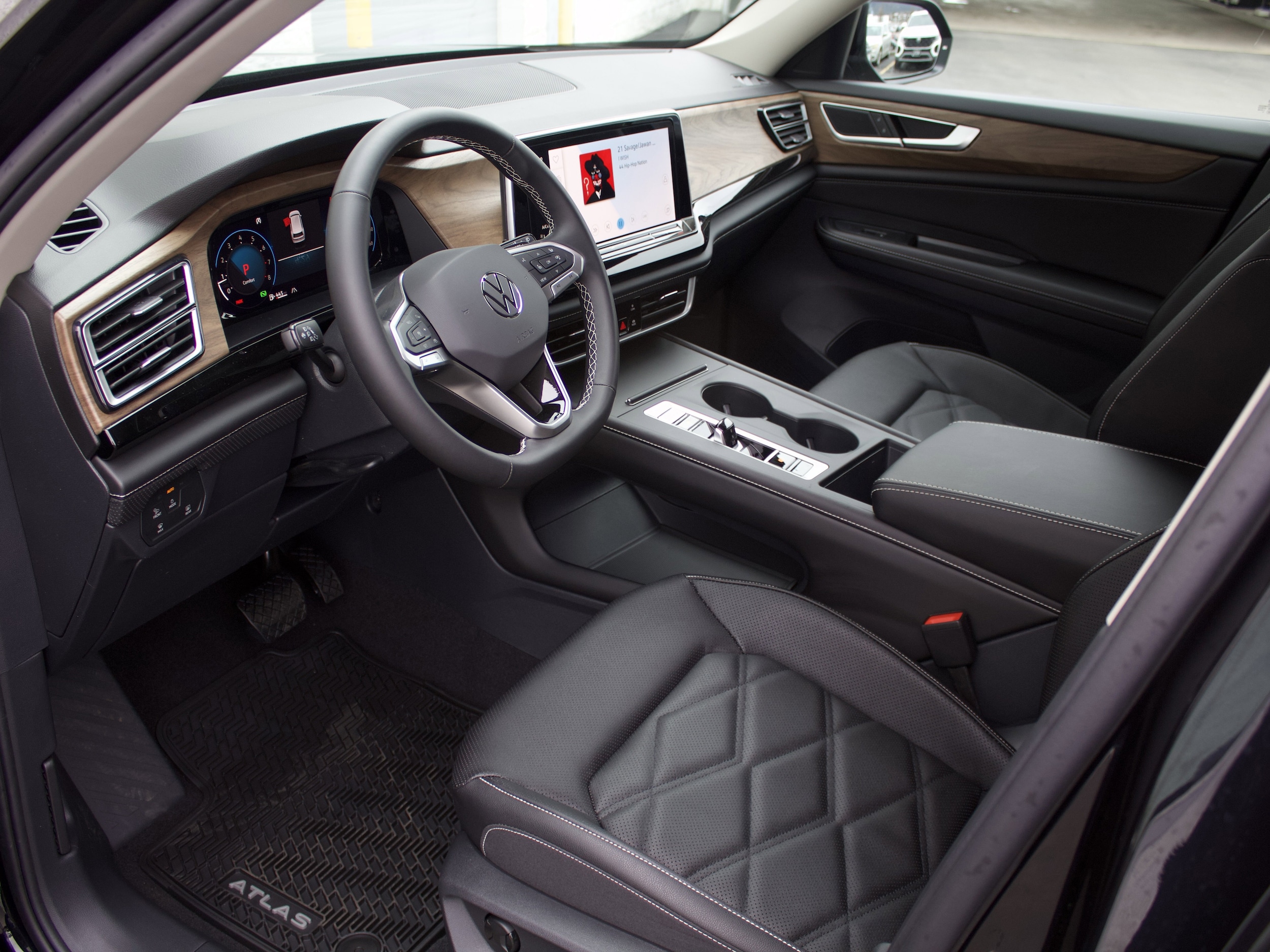 2026 Volkswagen Atlas SE - Photo 10