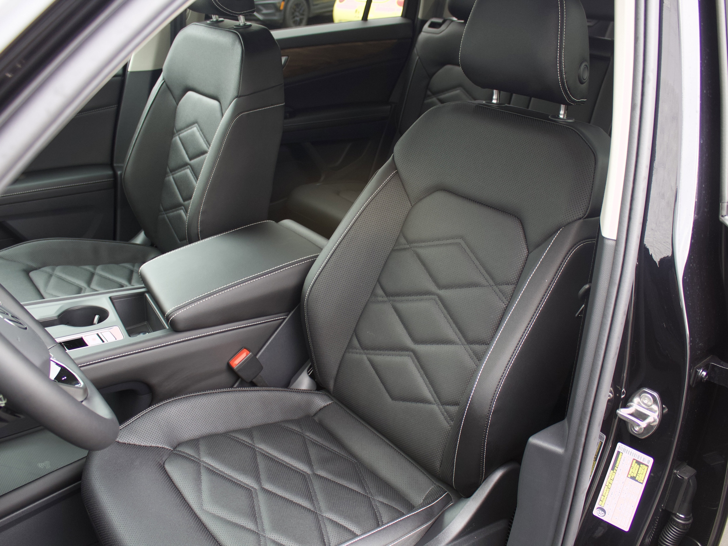 2026 Volkswagen Atlas SE - Photo 12