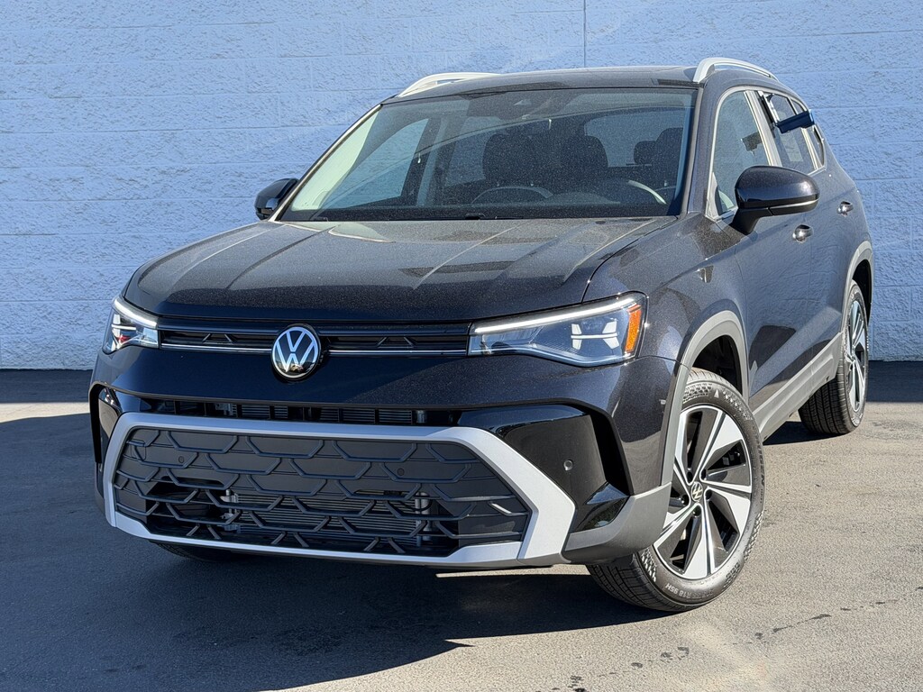 New 2026 Volkswagen Taos 1.5T SE SUV