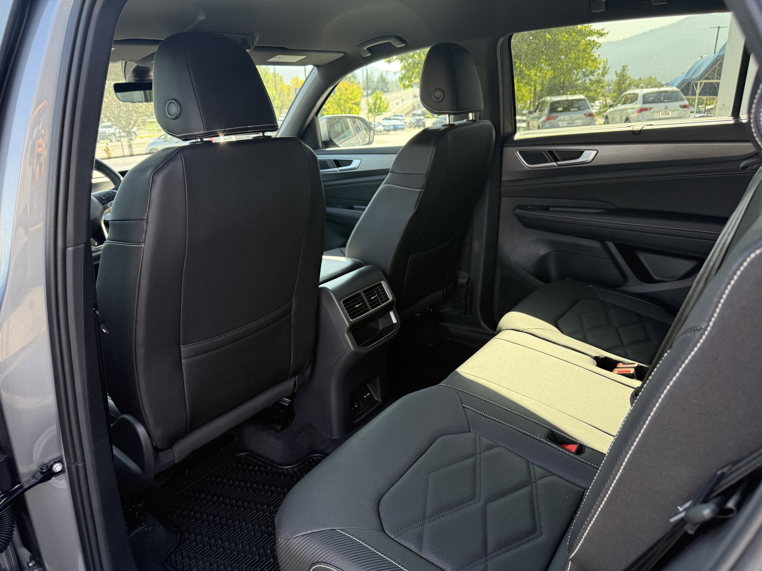 2026 Volkswagen Atlas Cross Sport SE w/Tech - Photo 26