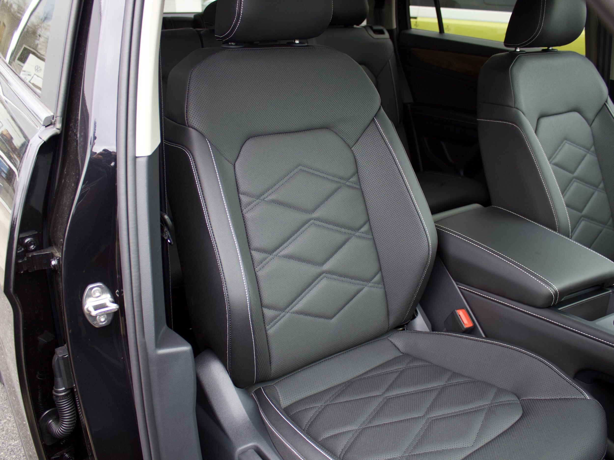 2026 Volkswagen Atlas SE - Photo 37
