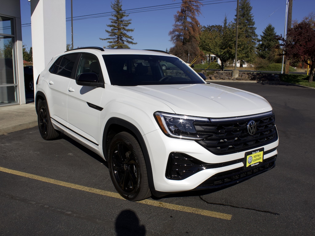 New 2026 Volkswagen Atlas Cross Sport 2.0T SEL R-Line Black SUV
