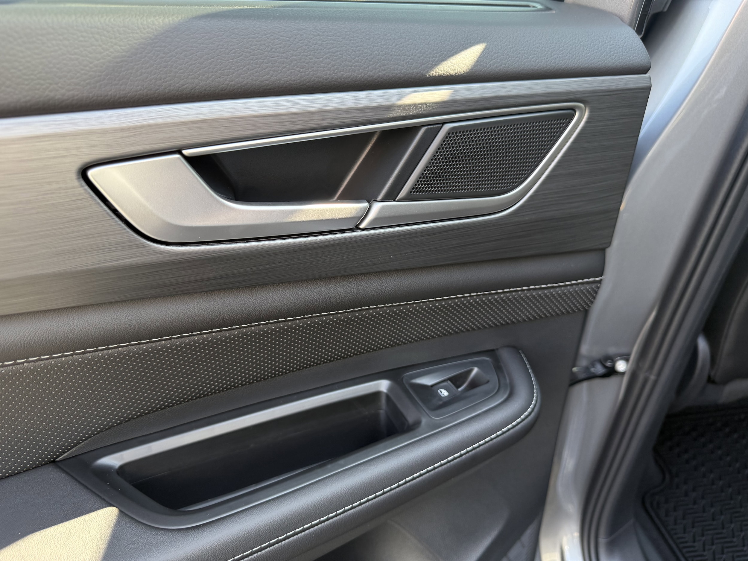 2026 Volkswagen Atlas Cross Sport SE w/Tech - Photo 24