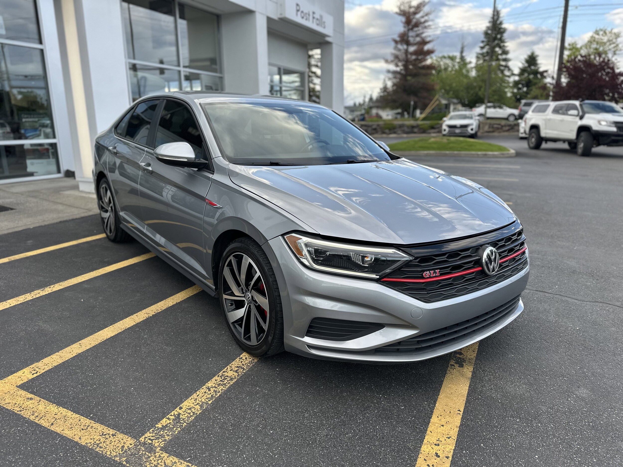 2019 Volkswagen Jetta GLI photo 3