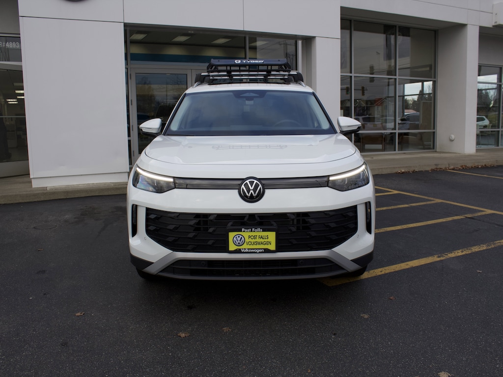 New 2025 Volkswagen Tiguan 2.0T SE SUV