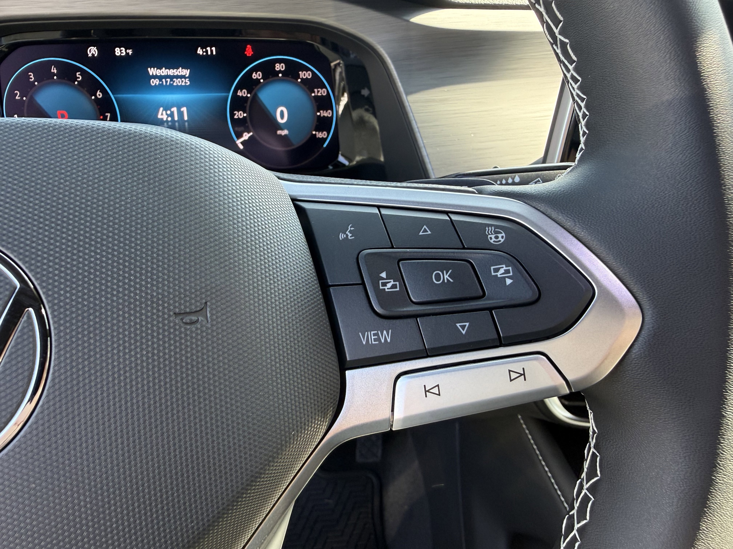 2026 Volkswagen Atlas Cross Sport SE w/Tech - Photo 16