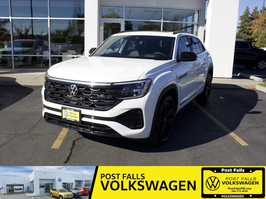 New 2026 Volkswagen Atlas Cross Sport 2.0T SEL R-Line Black SUV