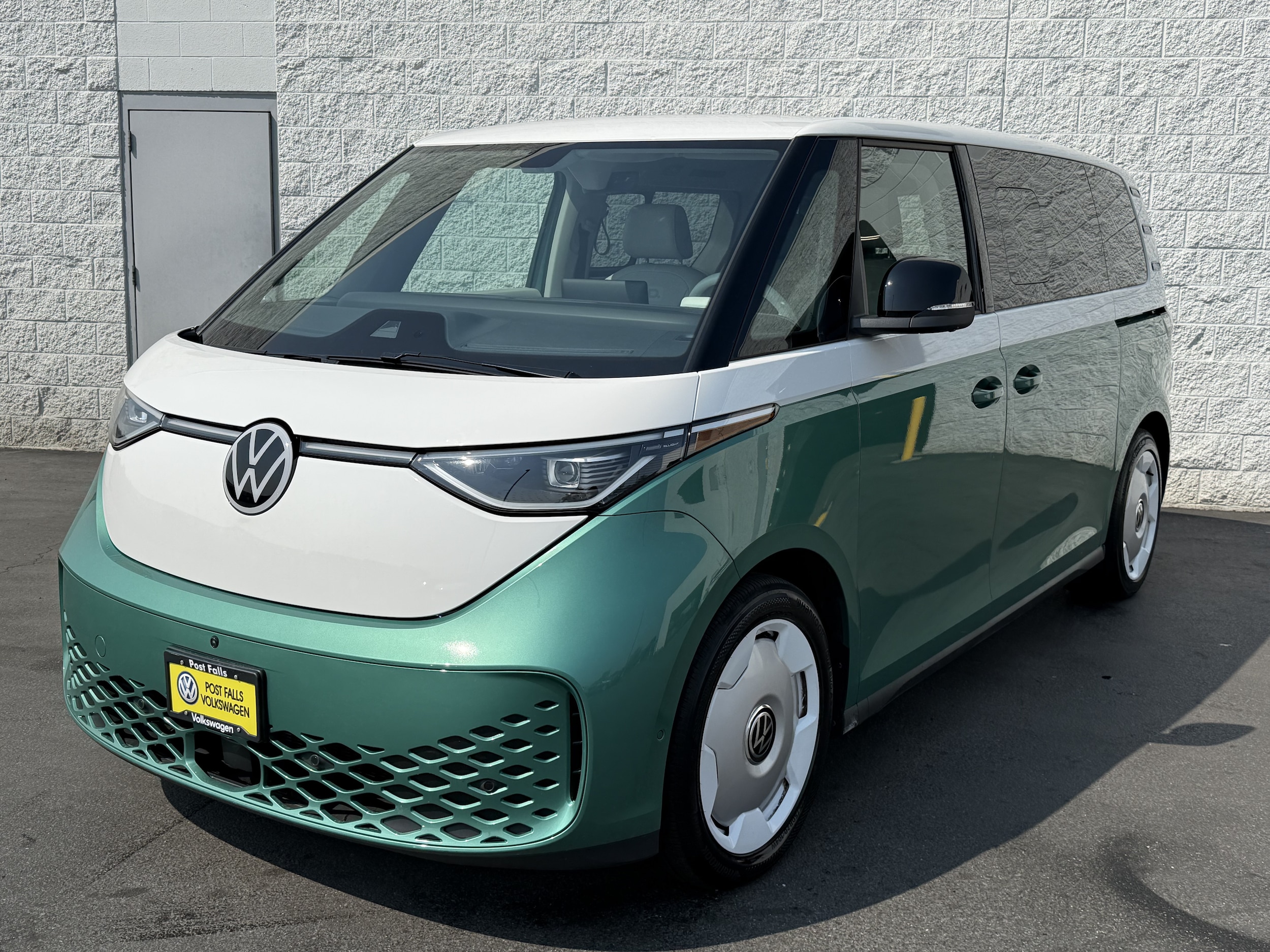 Used 2025 Volkswagen ID. Buzz 1st Edition with VIN WVG6YVEBXSH012120 for sale in Post Falls, ID